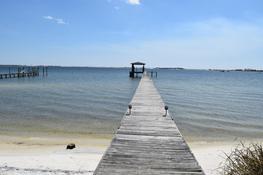 PRITCHARD POINT - Residential Lease