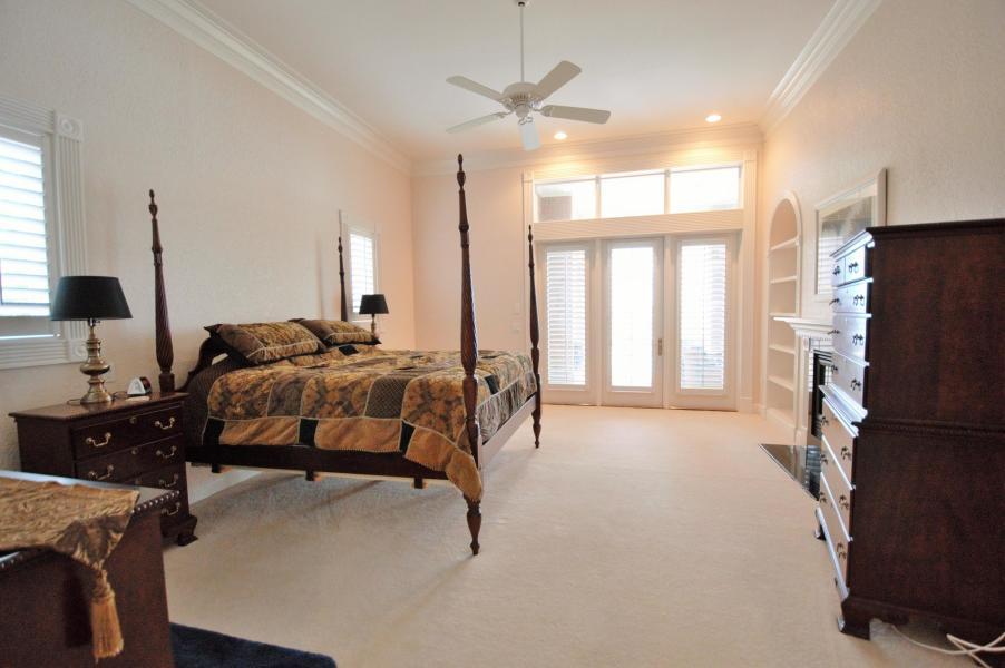 PRITCHARD POINT - Residential Lease