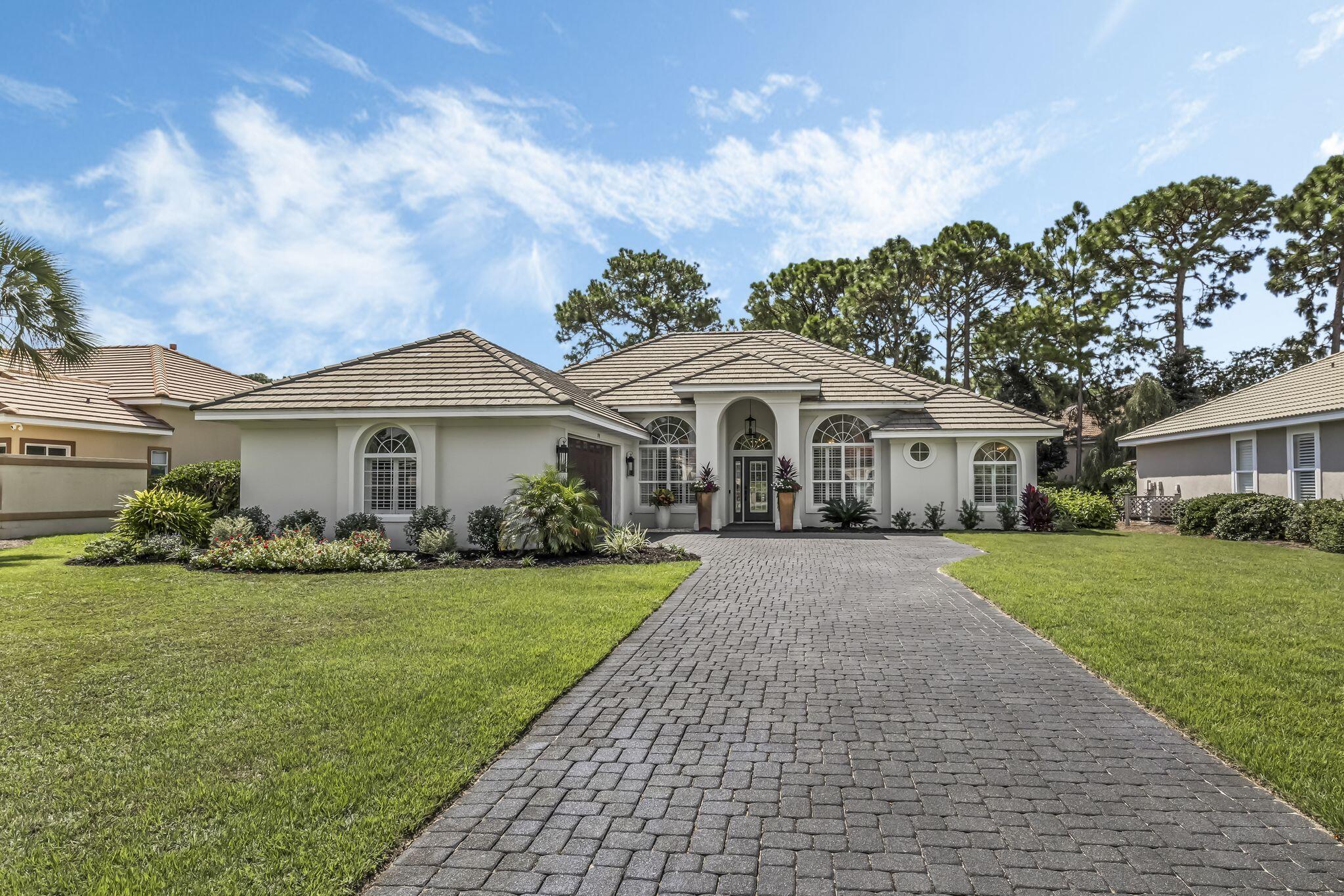EMERALD BAY PH 1A - Residential