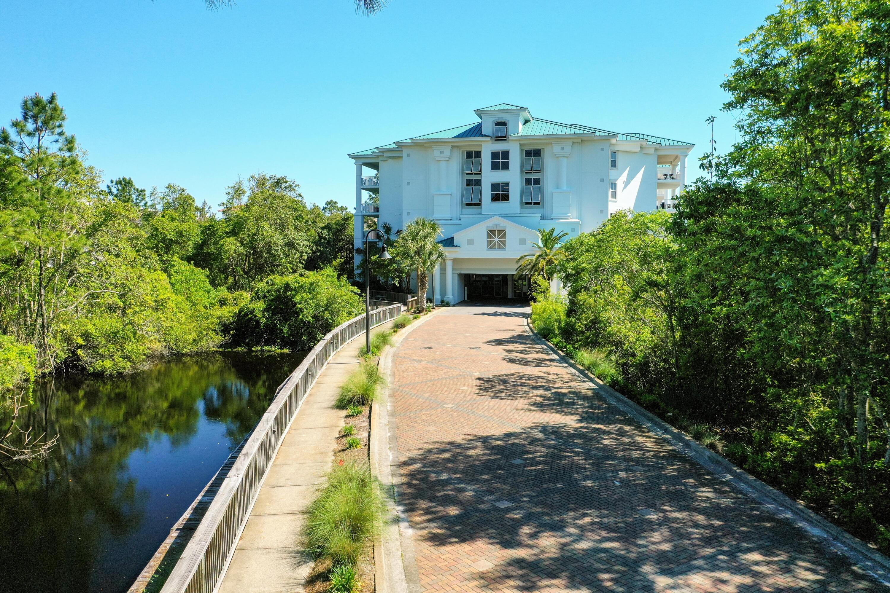 INN AT BLUE MOUNTAIN BEACH - Residential