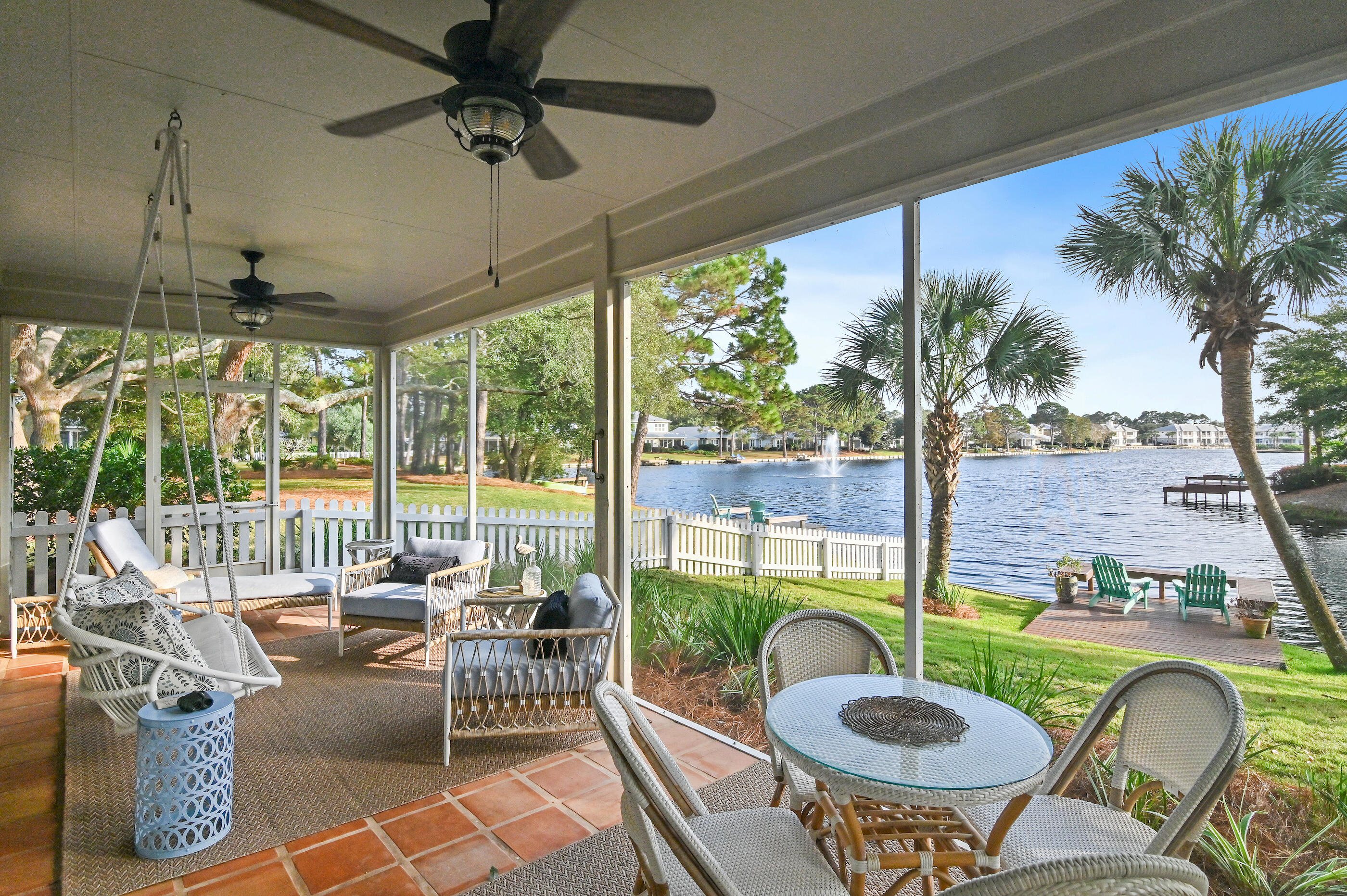 CRYSTAL LAKE - Residential