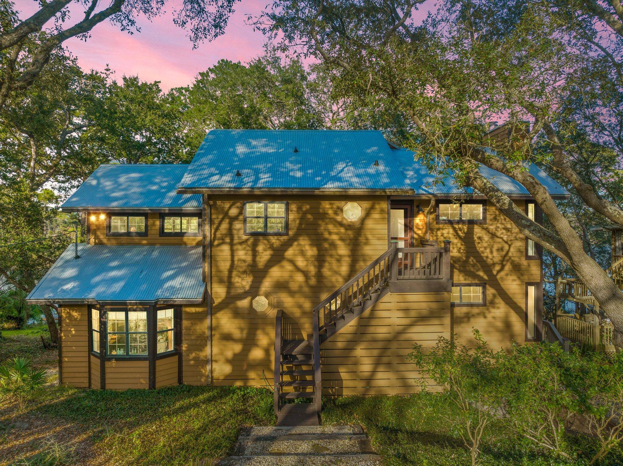 LAKE SHORE ESTATES - Residential