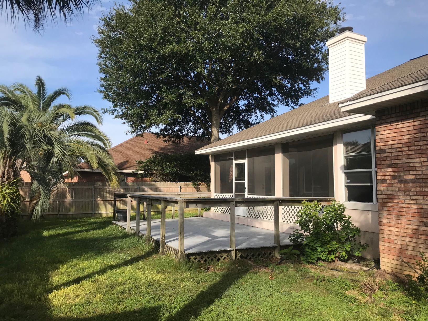 RIDGE WOOD MANOR - Residential Lease