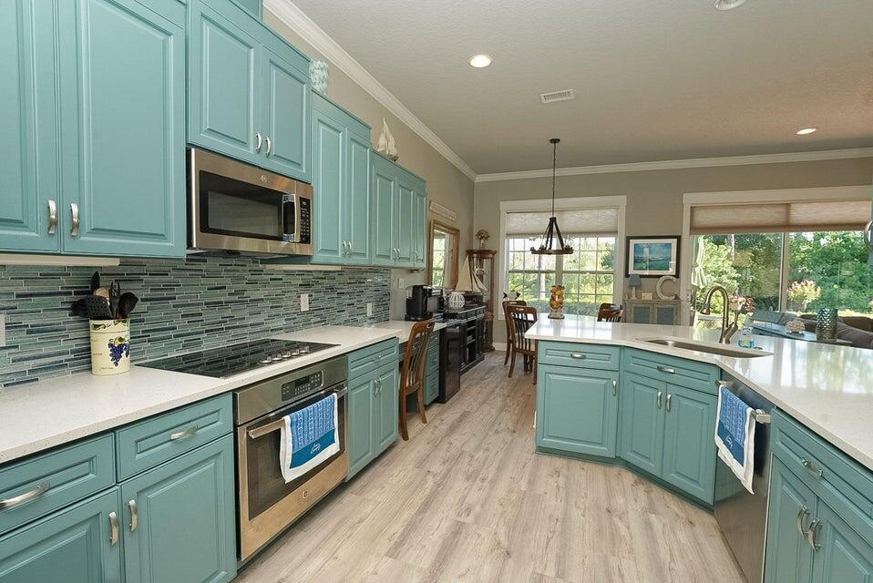 REGATTA BAY - Residential
