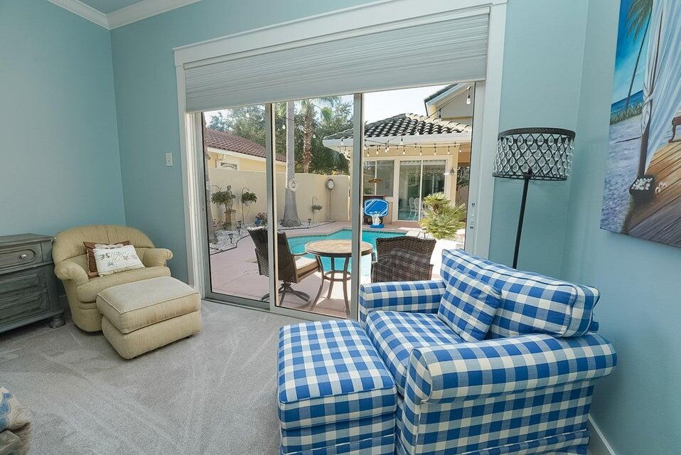 REGATTA BAY - Residential