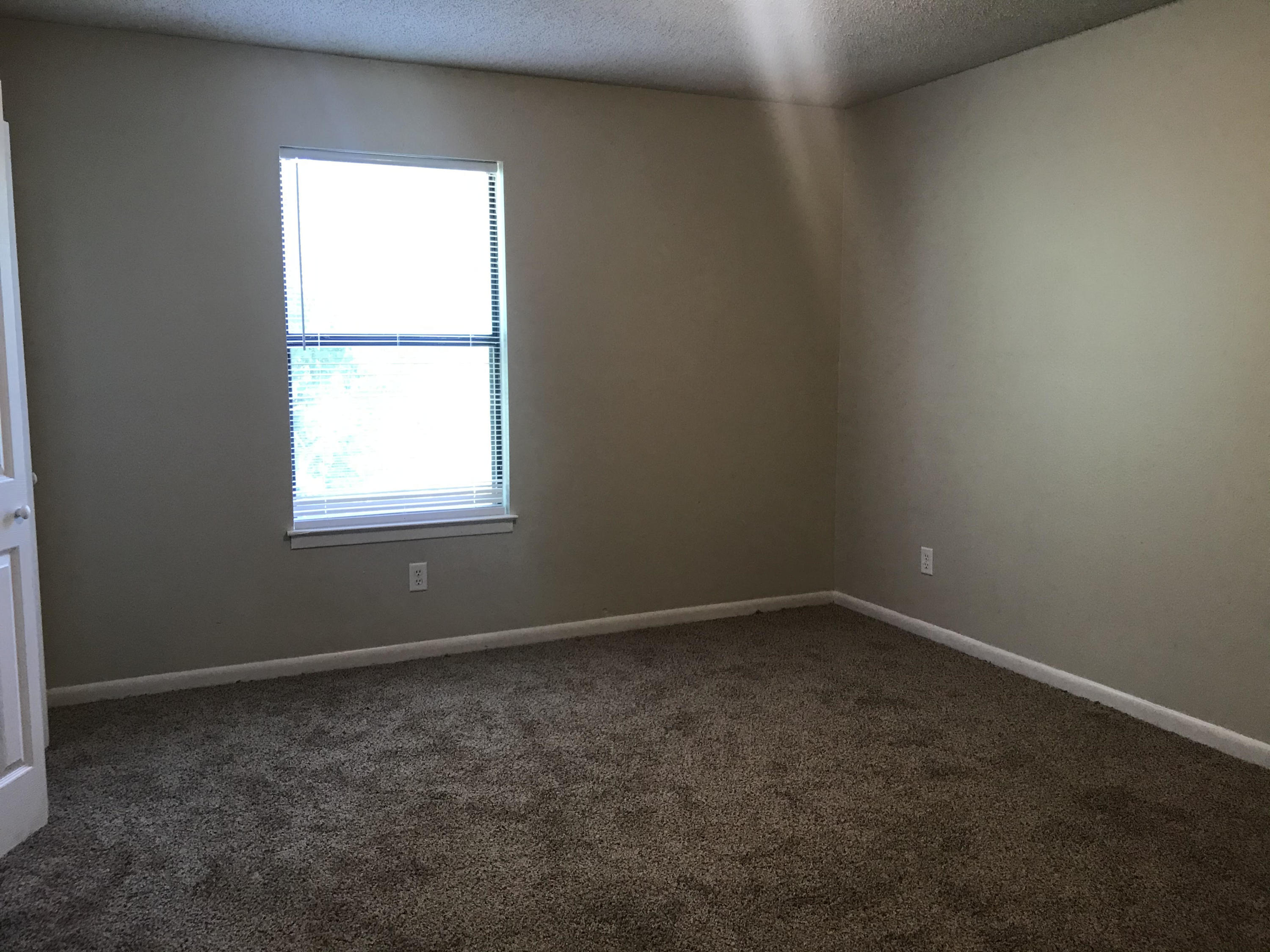 Oak Hill Apartments - Residential Lease