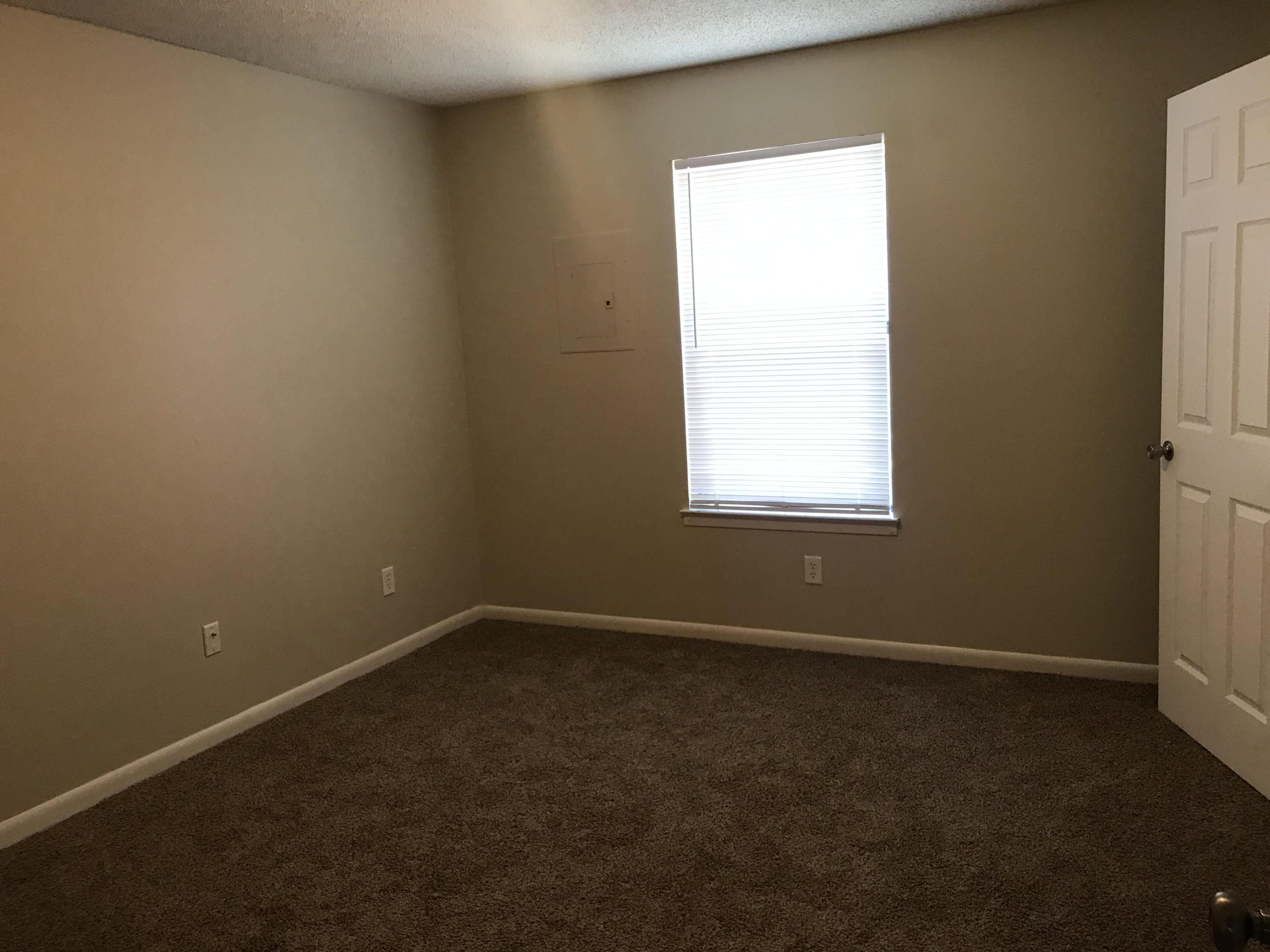 Oak Hill Apartments - Residential Lease