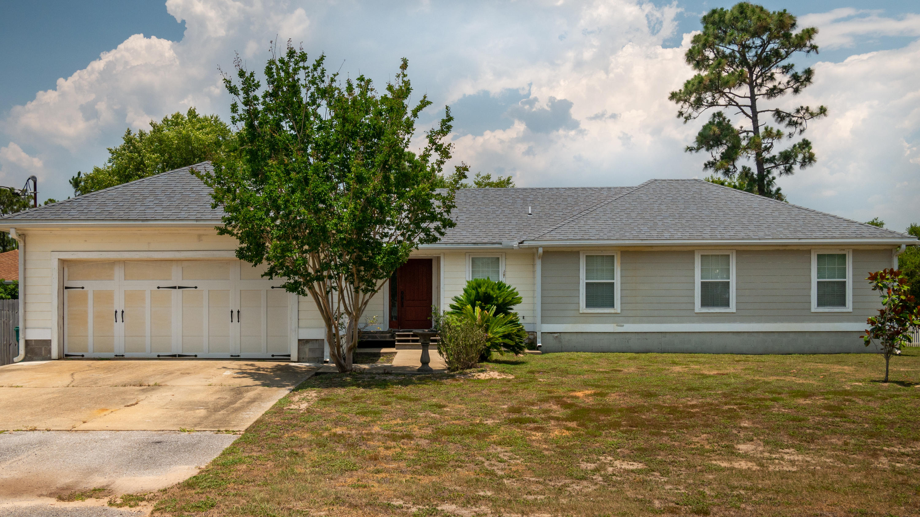 NAVARRE/BCH 1ST ADDT - Residential
