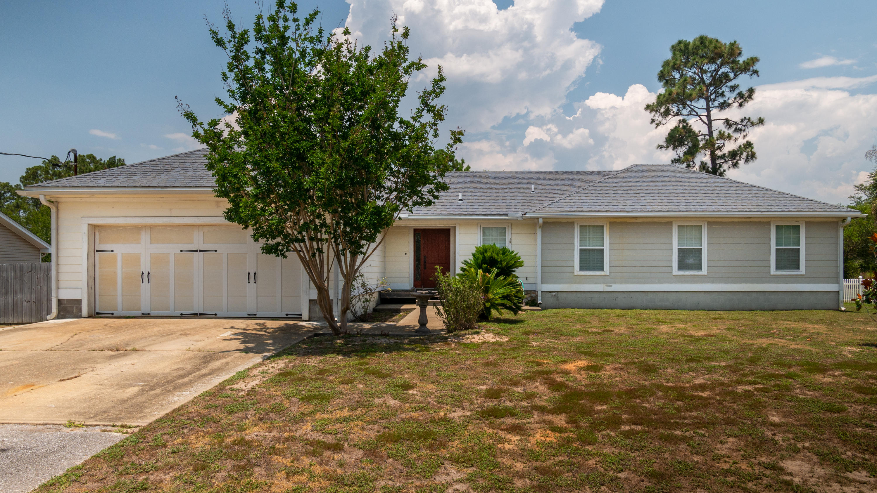 NAVARRE/BCH 1ST ADDT - Residential