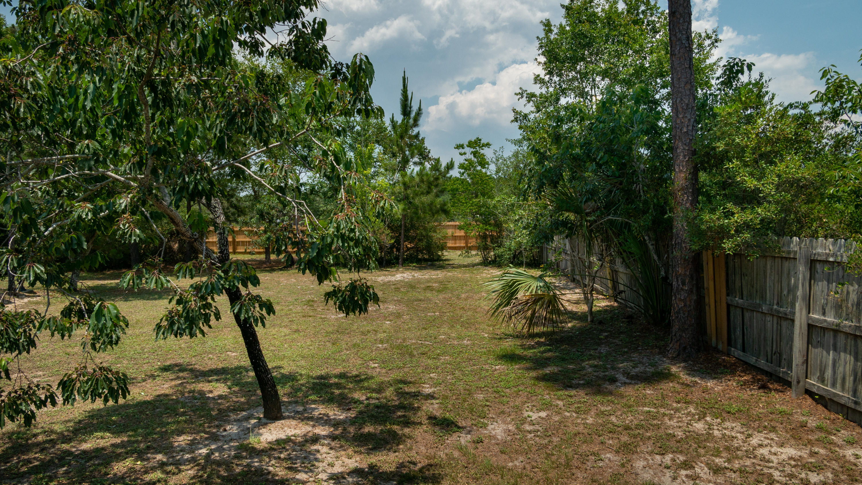NAVARRE/BCH 1ST ADDT - Residential
