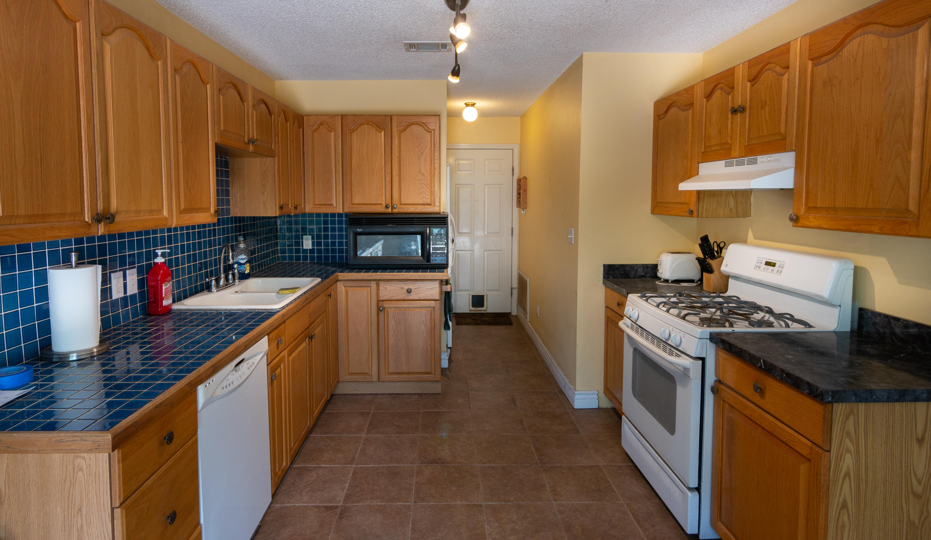NAVARRE/BCH 1ST ADDT - Residential