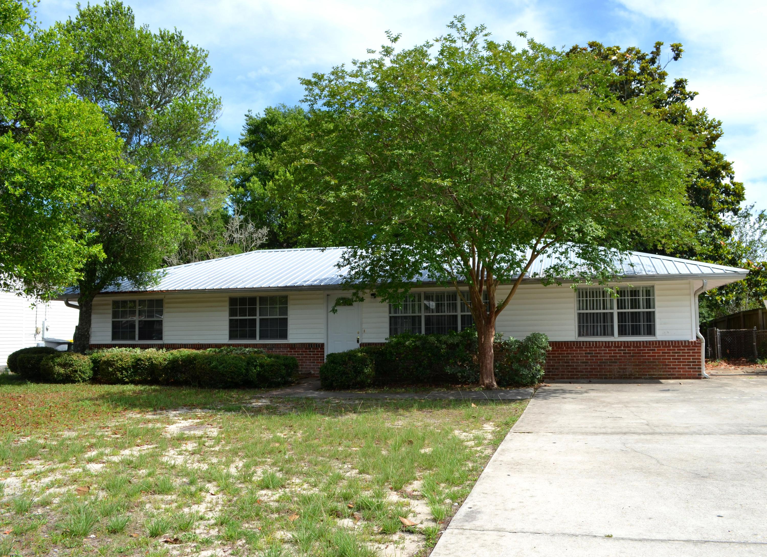 BEL AIR 2ND ADDN - Residential Lease