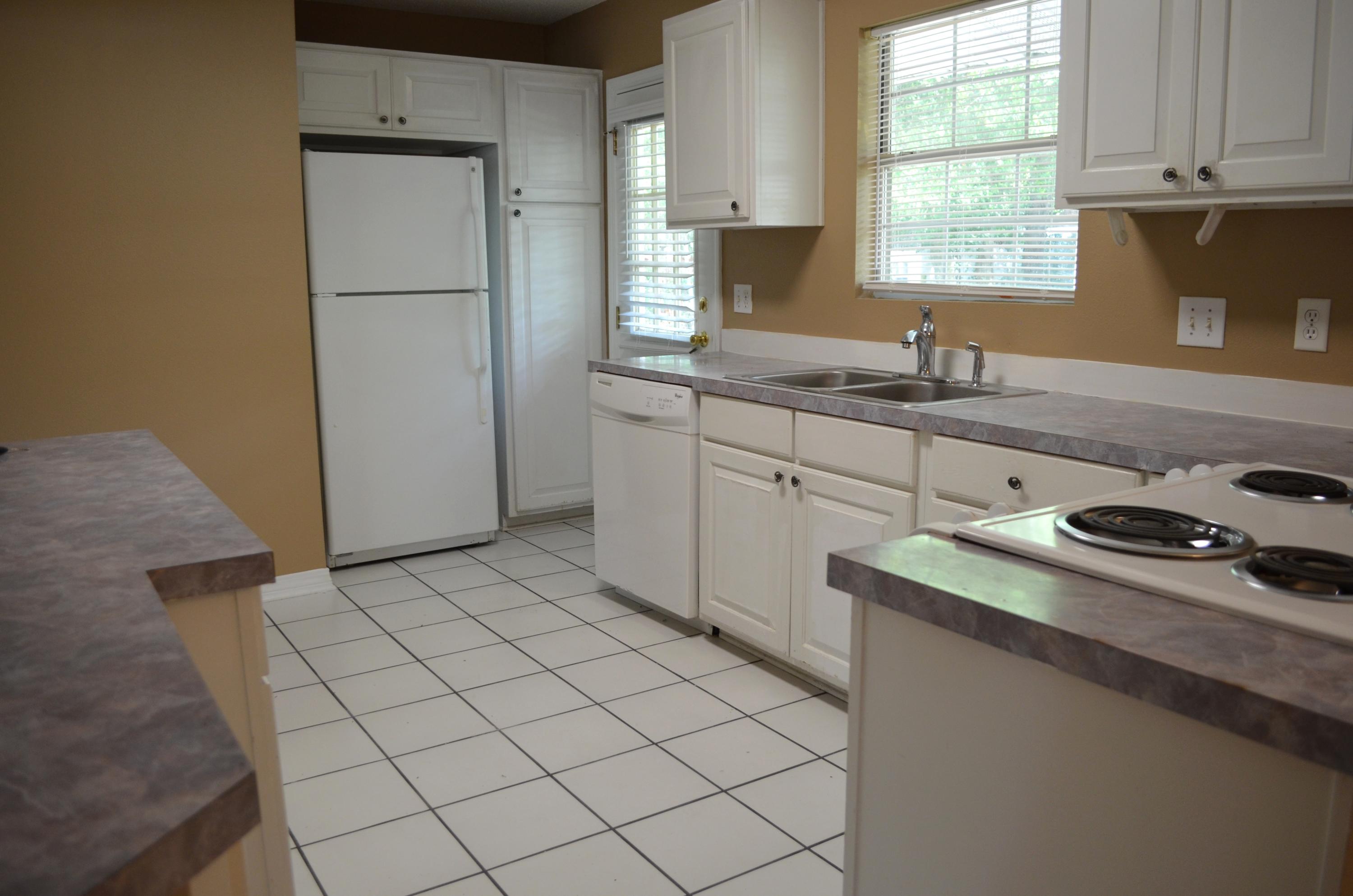 BEL AIR 2ND ADDN - Residential Lease