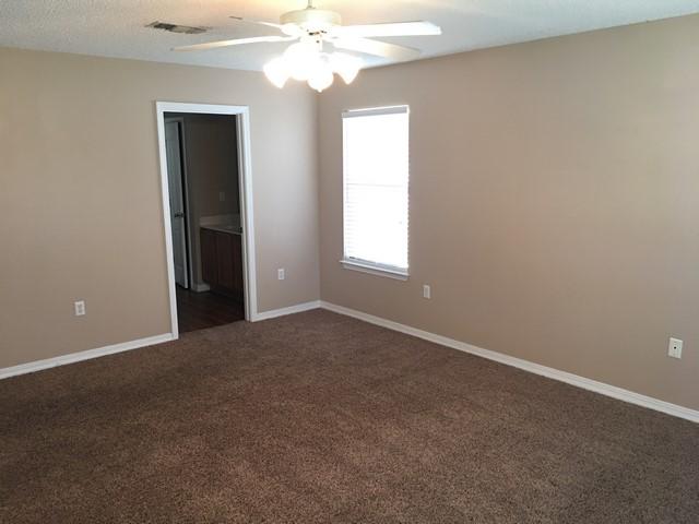 EMERALD LAKES PH 3 - Residential Lease