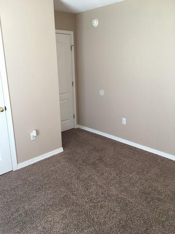 EMERALD LAKES PH 3 - Residential Lease