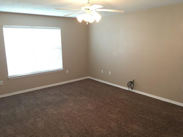 EMERALD LAKES PH 3 - Residential Lease