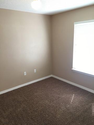 EMERALD LAKES PH 3 - Residential Lease