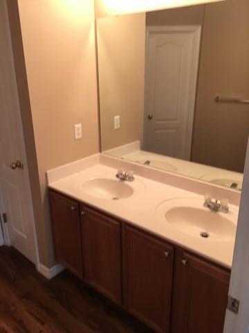 EMERALD LAKES PH 3 - Residential Lease