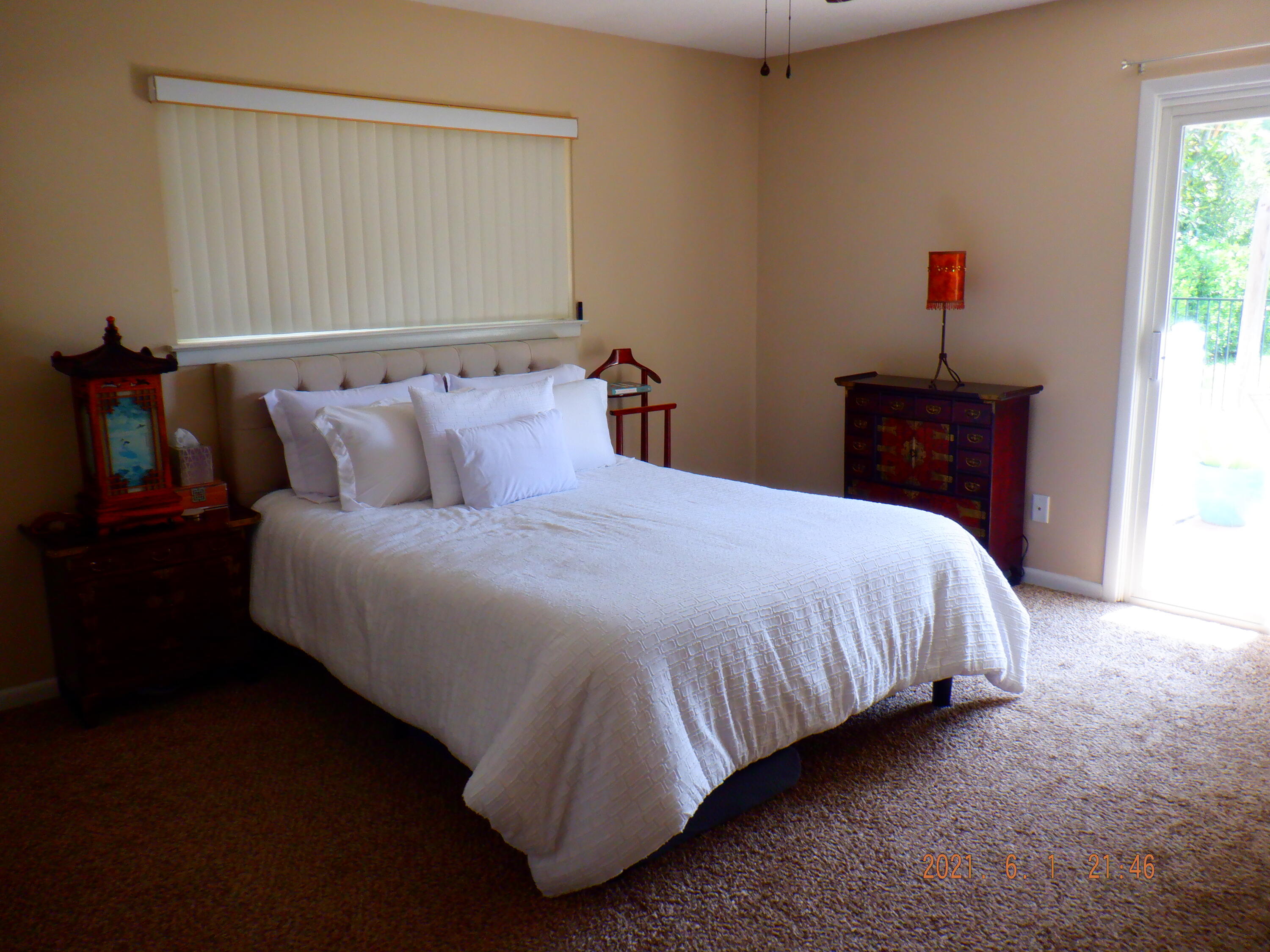 COUNTRY CLUB ESTATES 1ST ADDN - Residential Lease