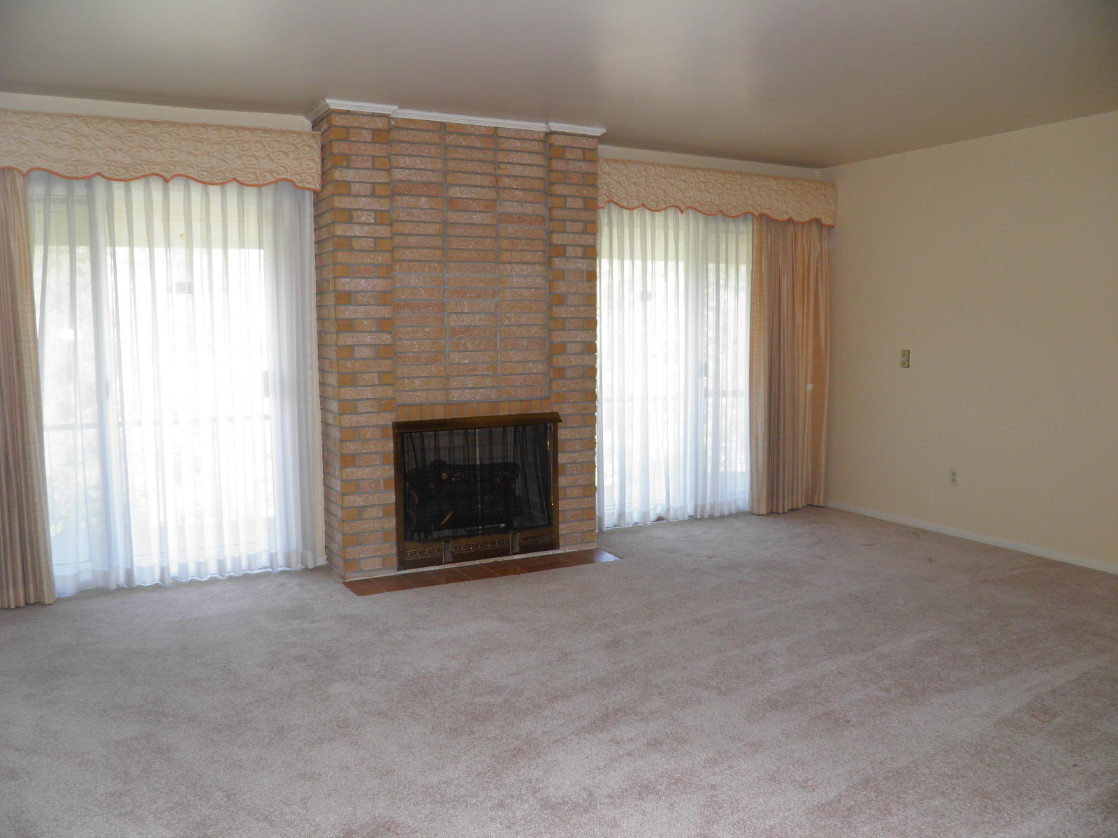 GAP CREEK - Residential Lease