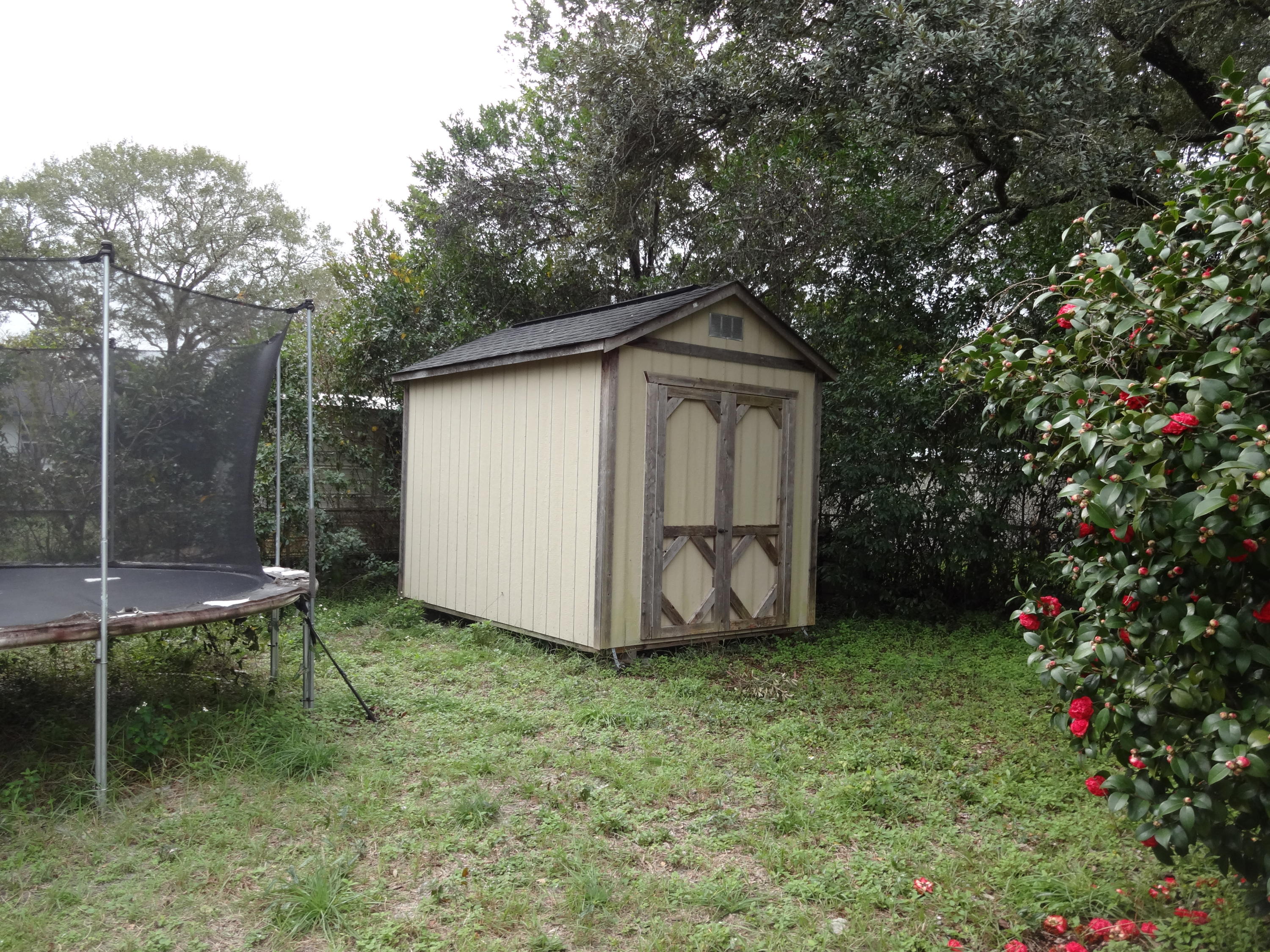 SEABREEZE 6TH ADDN LOT 4 BLK E - Residential