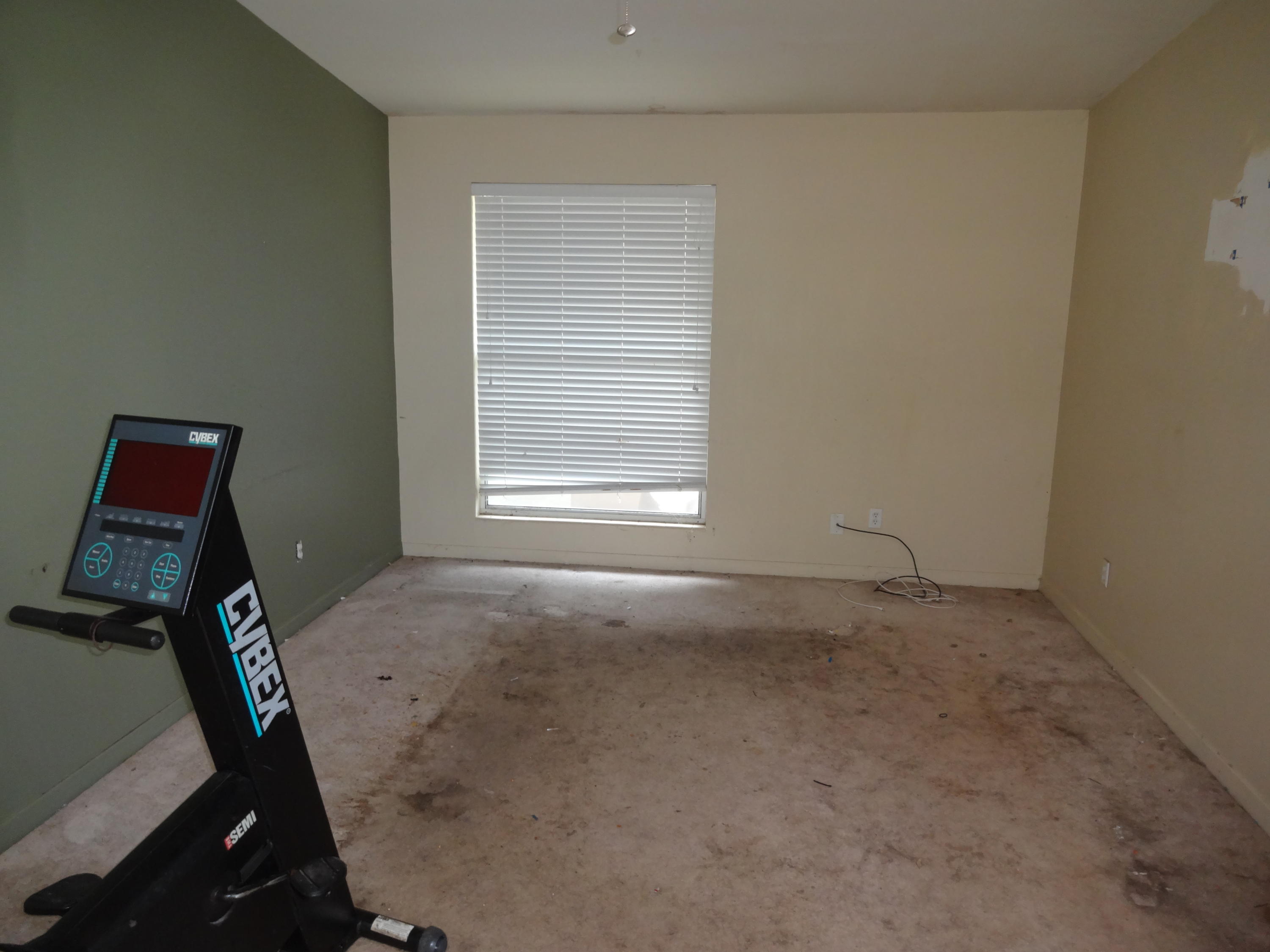 SEABREEZE 6TH ADDN LOT 4 BLK E - Residential