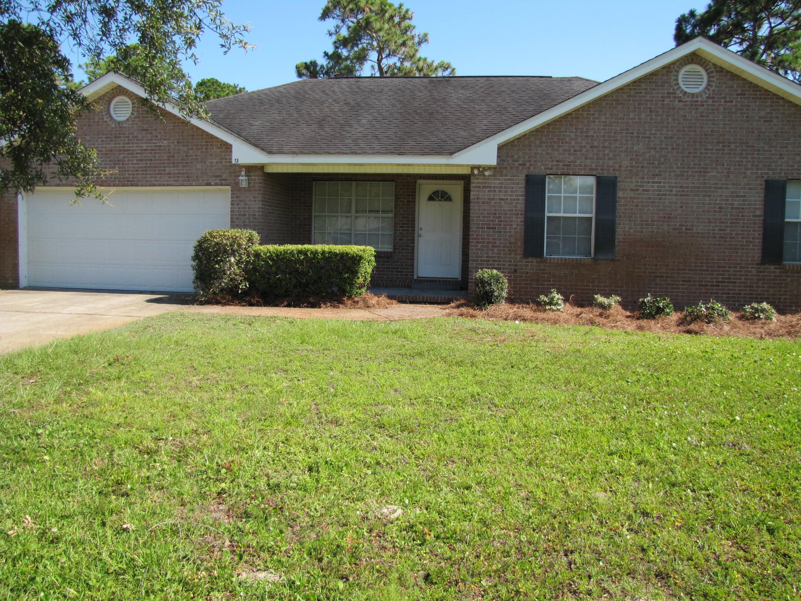 NO APPARENT SUBDIVISION - Residential Lease
