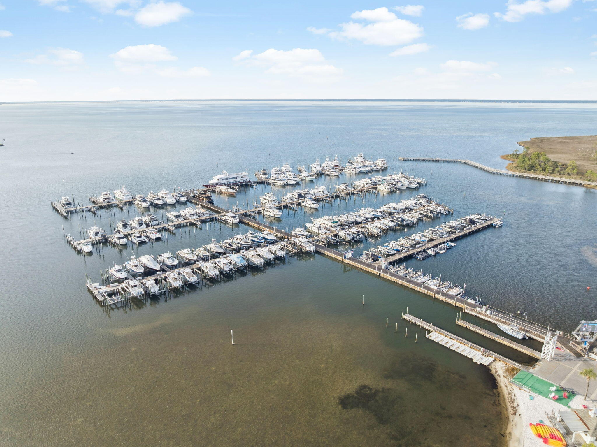 CRYSTAL LAKE II AT SANDESTIN - Residential