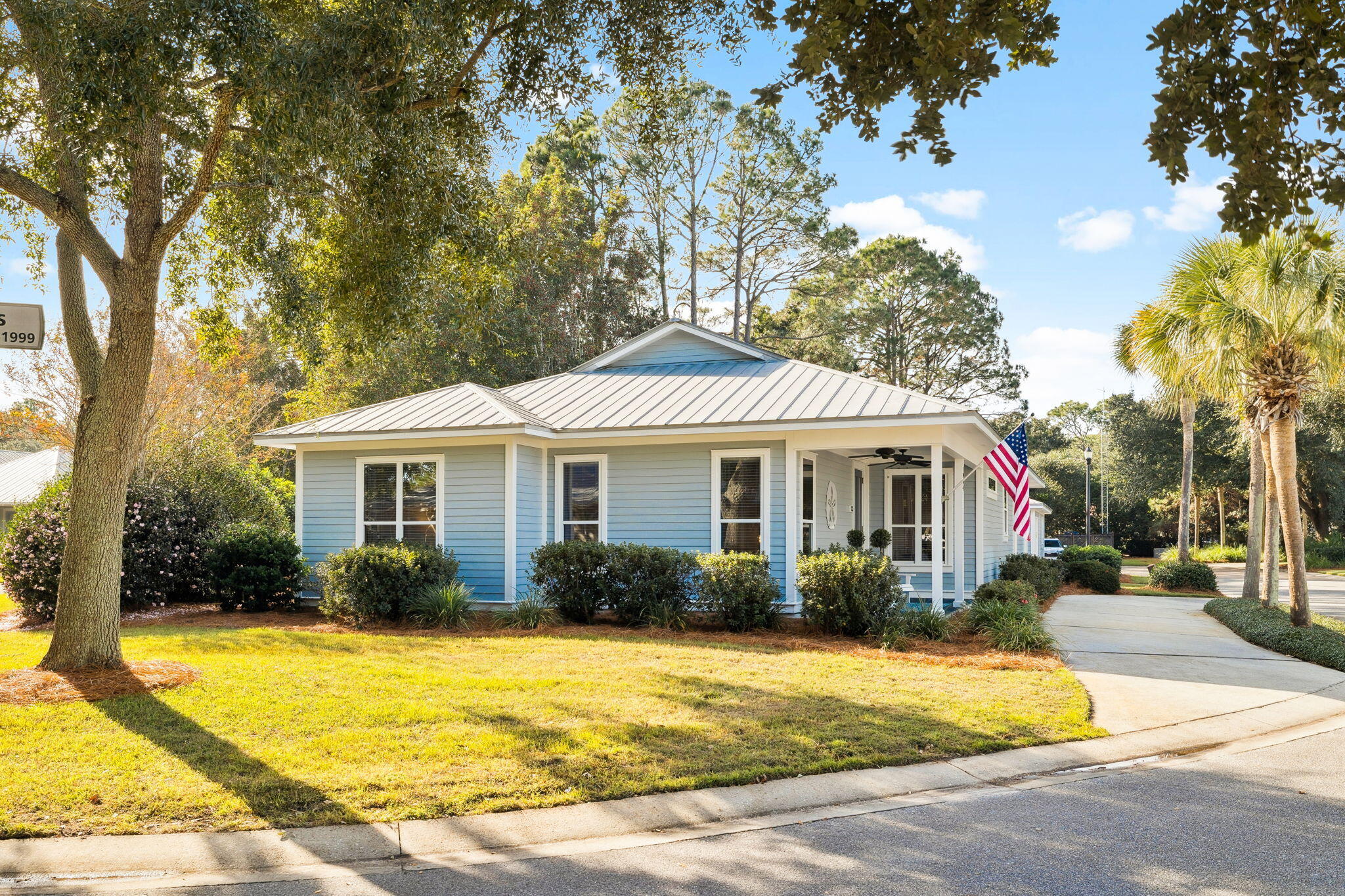 CRYSTAL LAKE II AT SANDESTIN - Residential