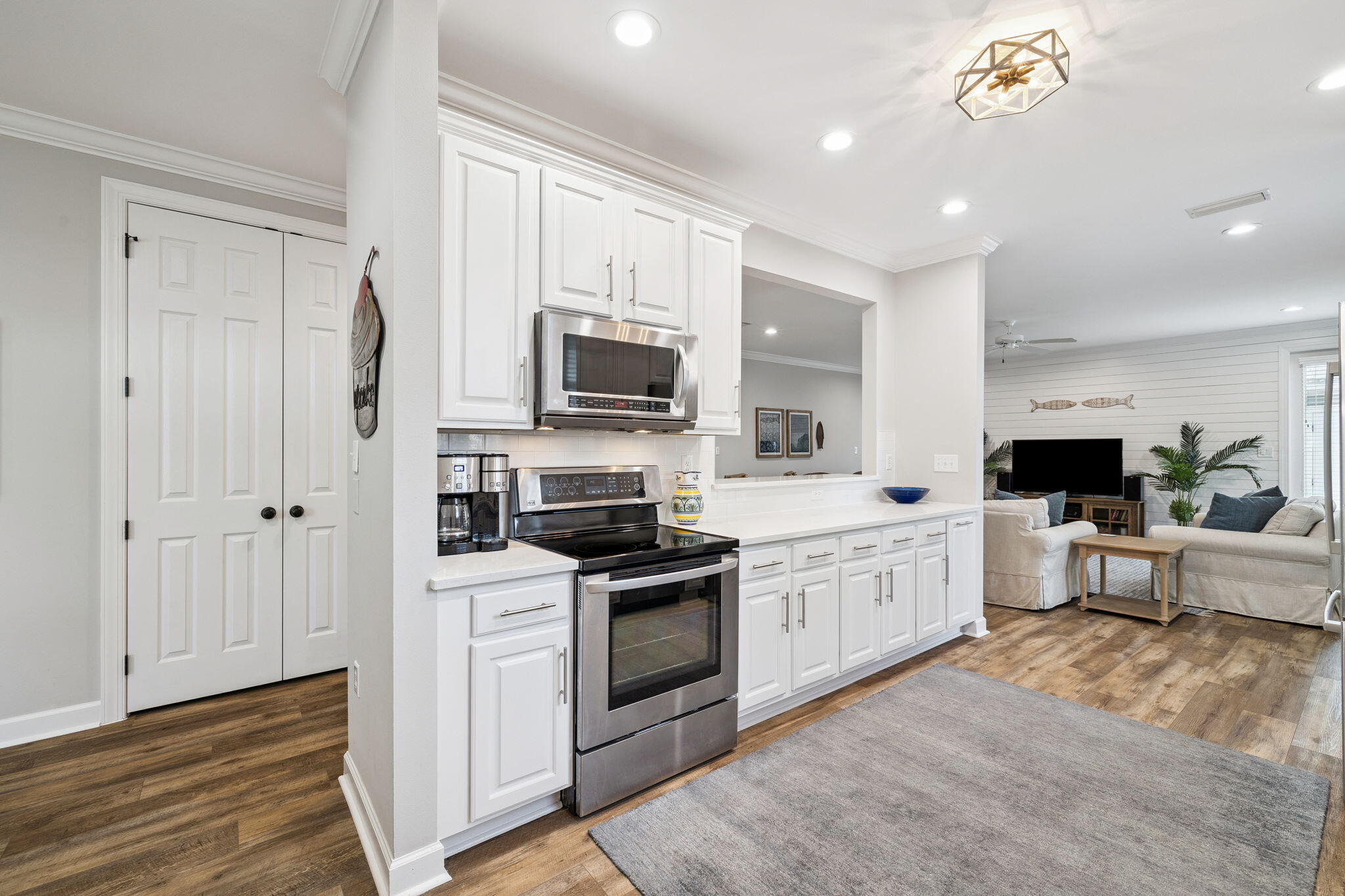 CRYSTAL LAKE II AT SANDESTIN - Residential