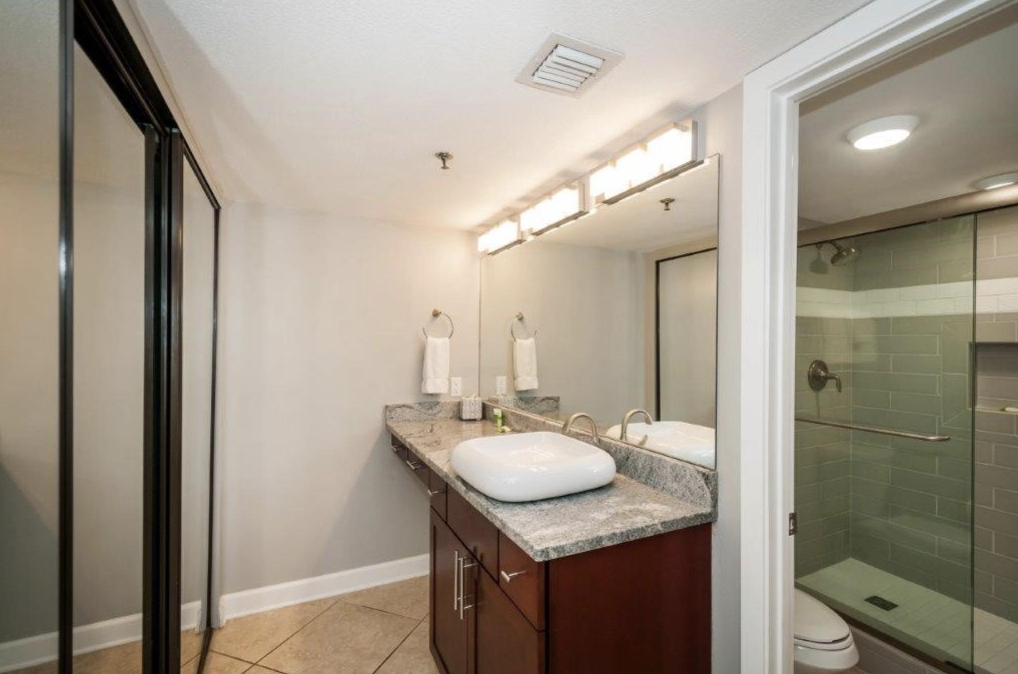 MAINSAIL CONDO PH 3 - Residential