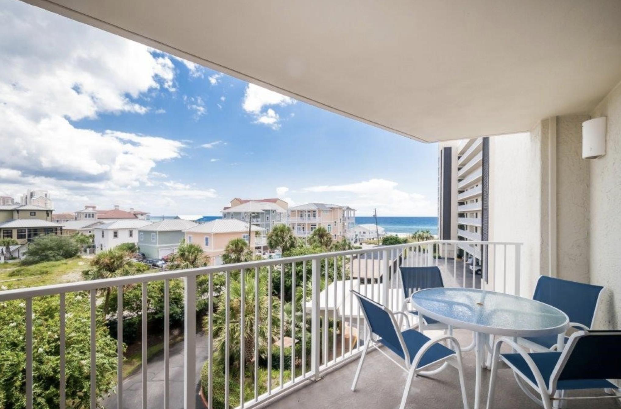 MAINSAIL CONDO PH 3 - Residential