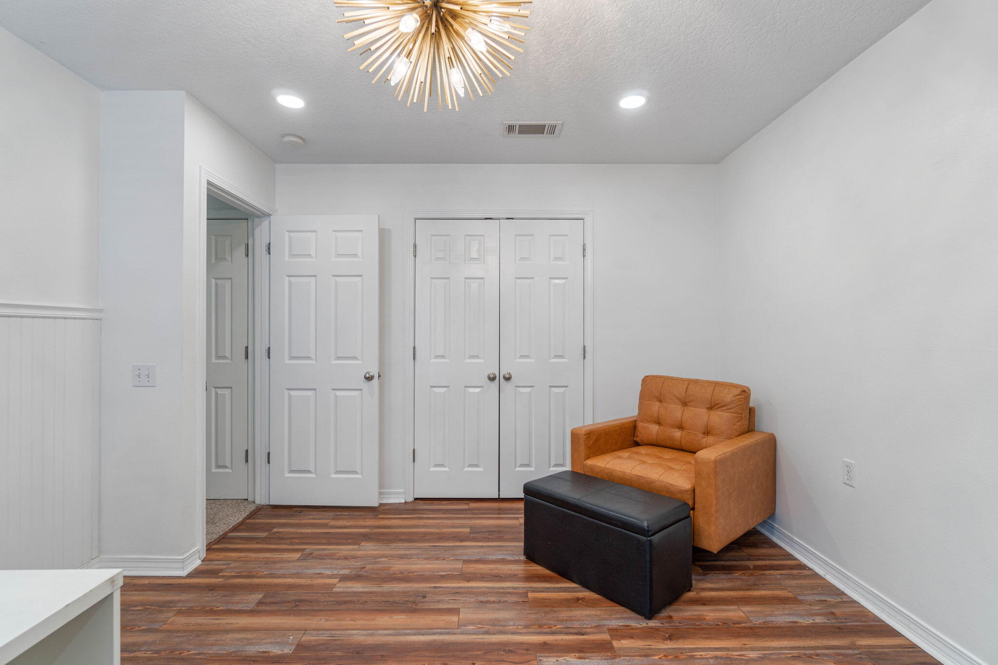 SHADOW LAKES - Residential