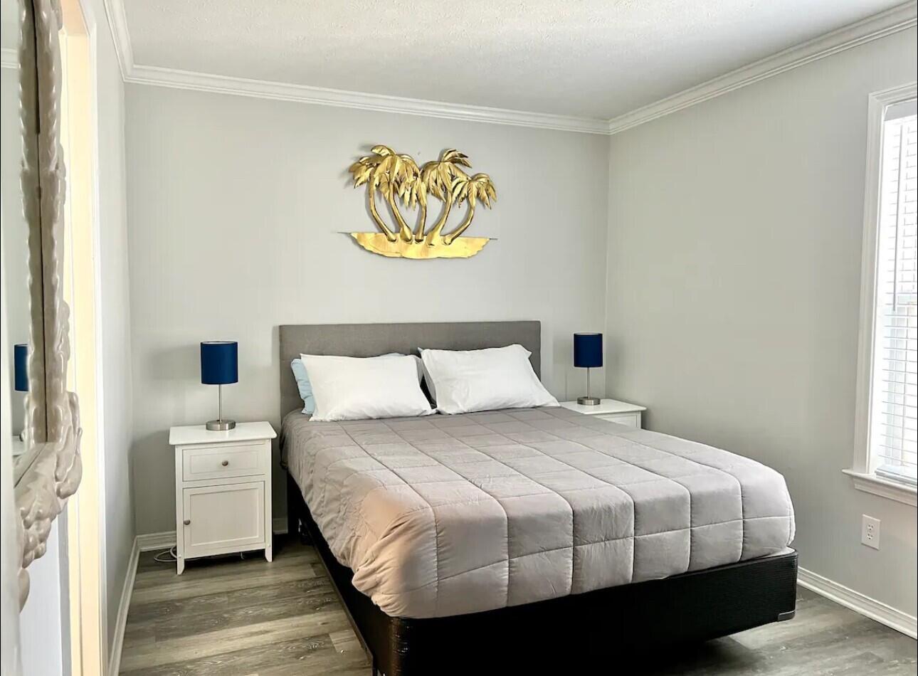 HERMITAGE CONDOMINIUM - Residential