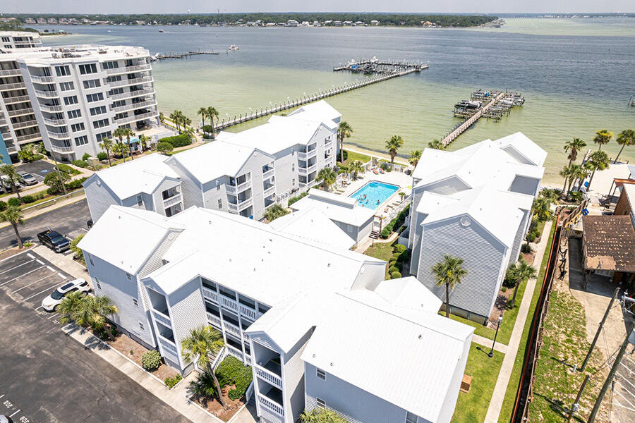 HERMITAGE CONDOMINIUM - Residential