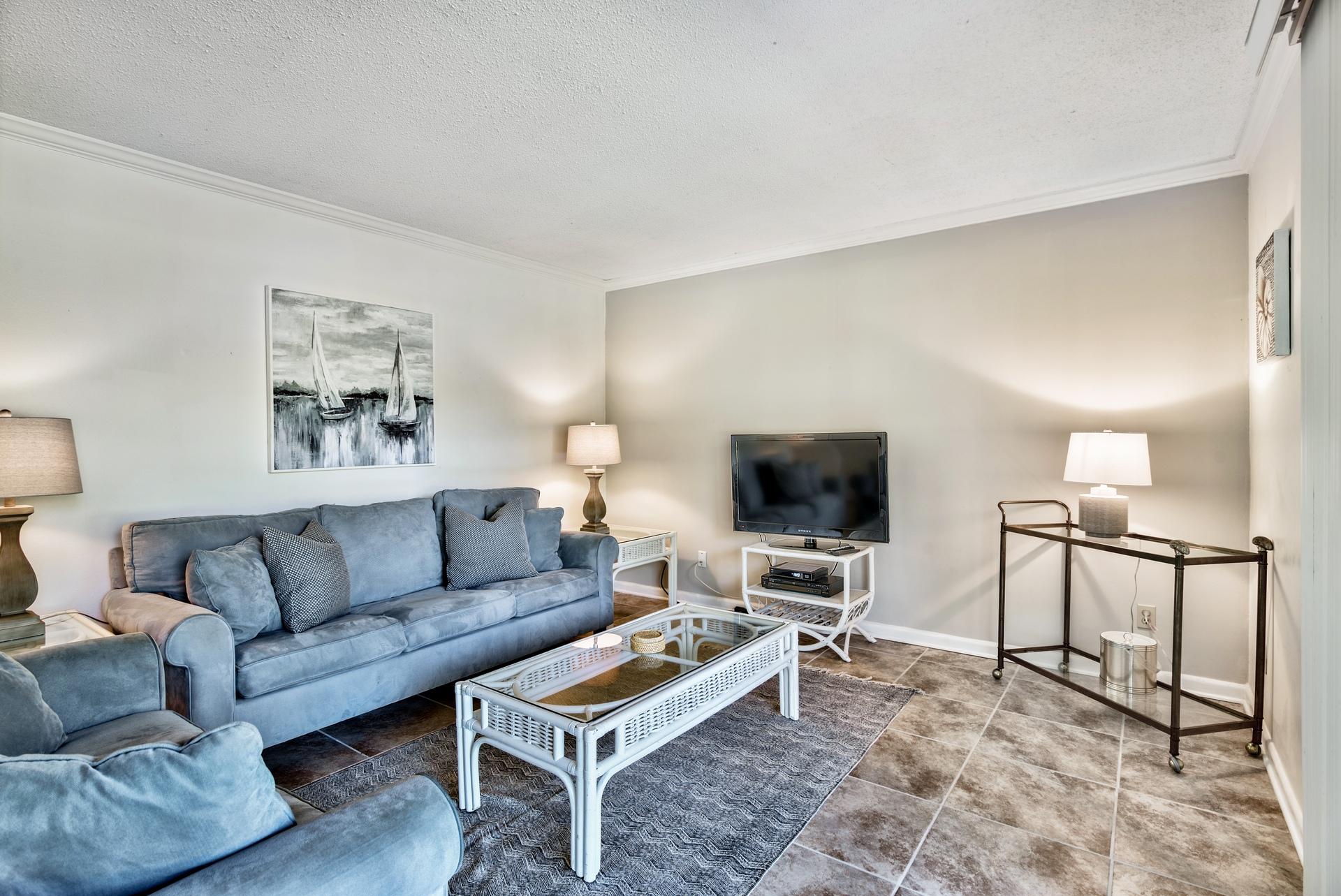 GARDEN VILLAS PH 2 - Residential Lease