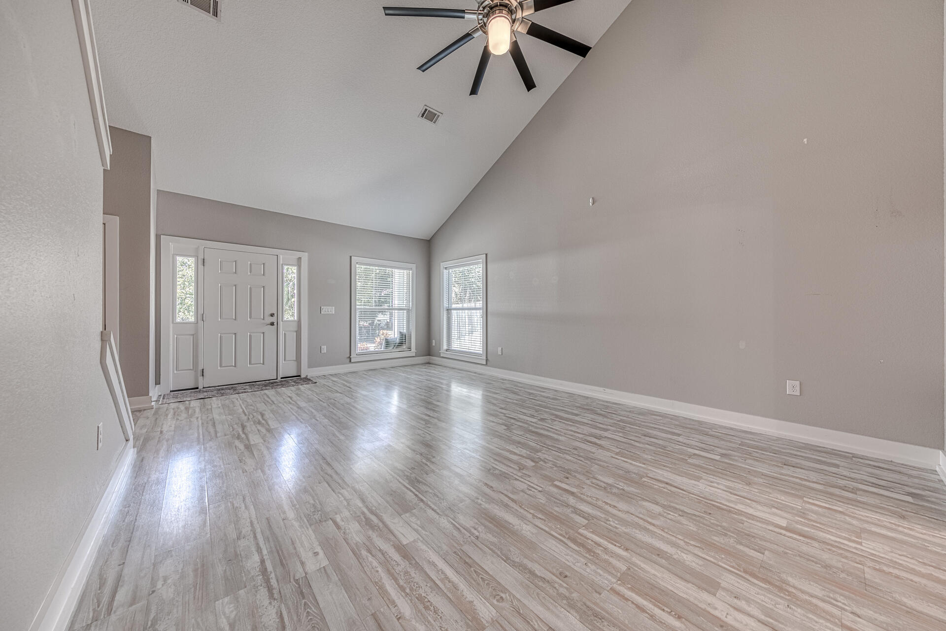 CALHOUN S/D DESTIN LOT 7 BLK B - Residential
