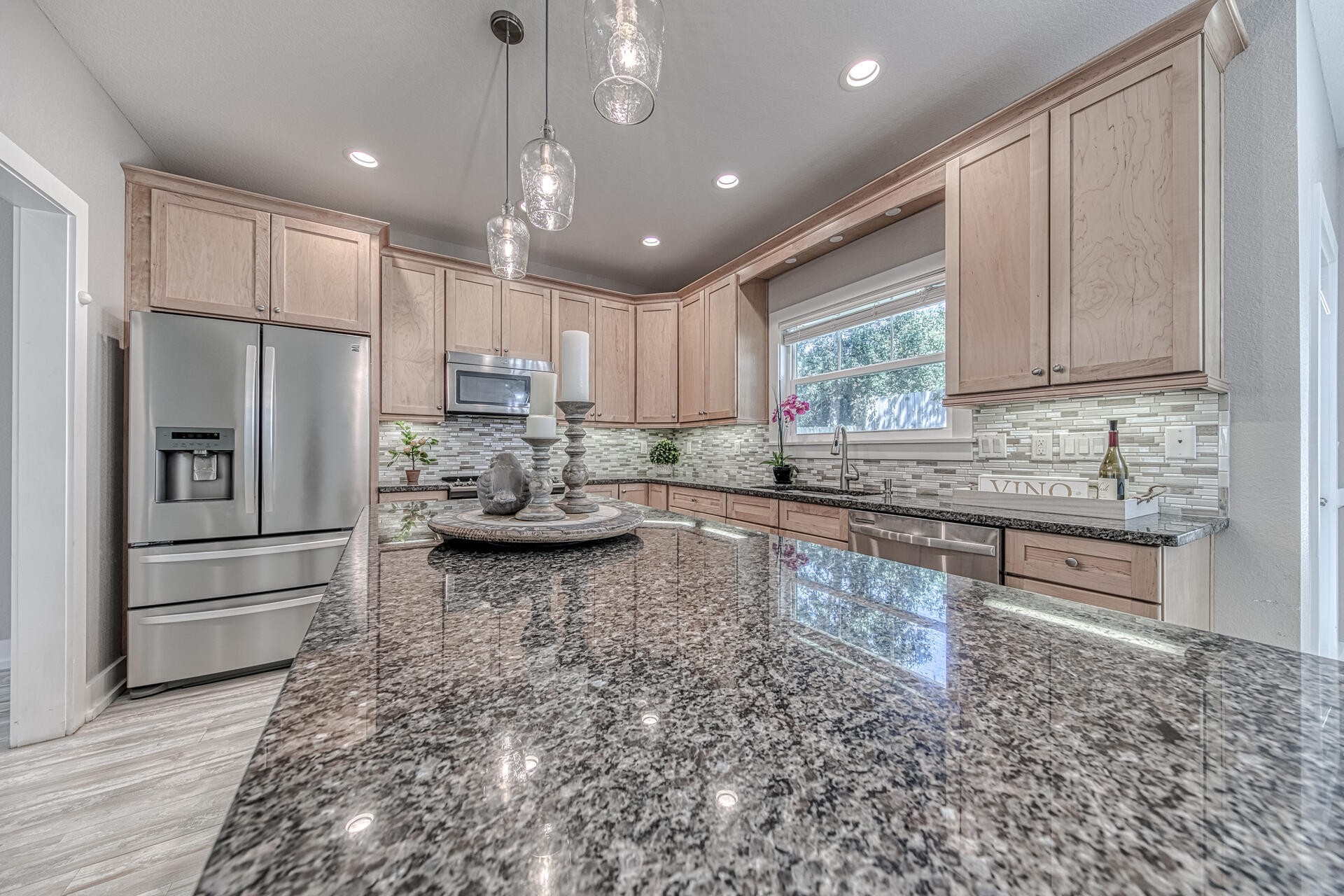 CALHOUN S/D DESTIN LOT 7 BLK B - Residential