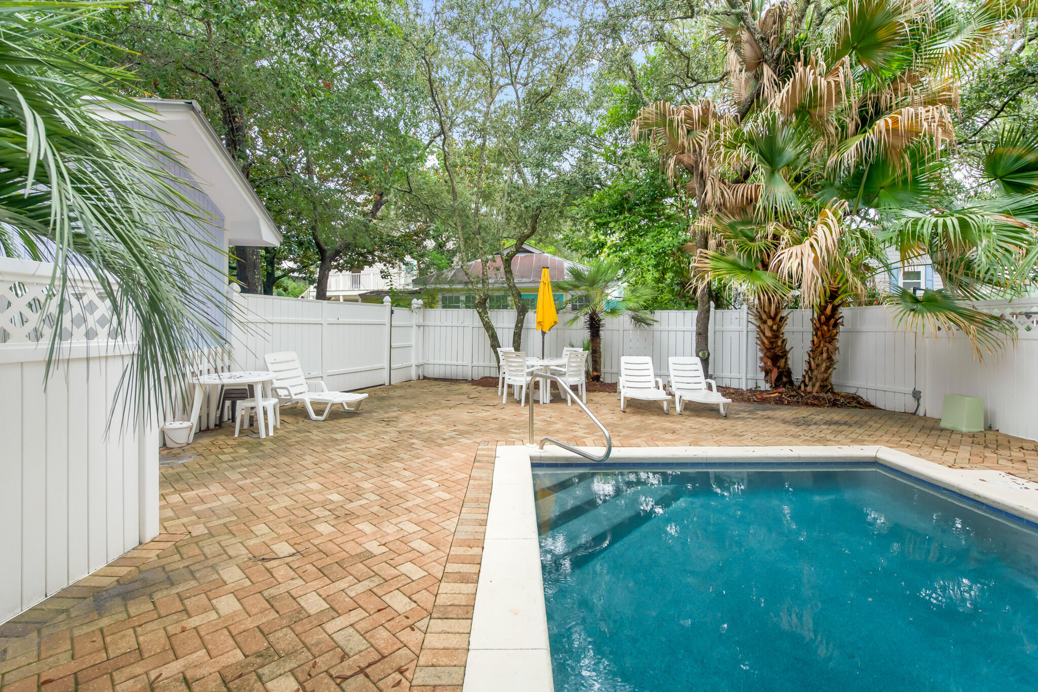 GRAYTON BEACH - Residential