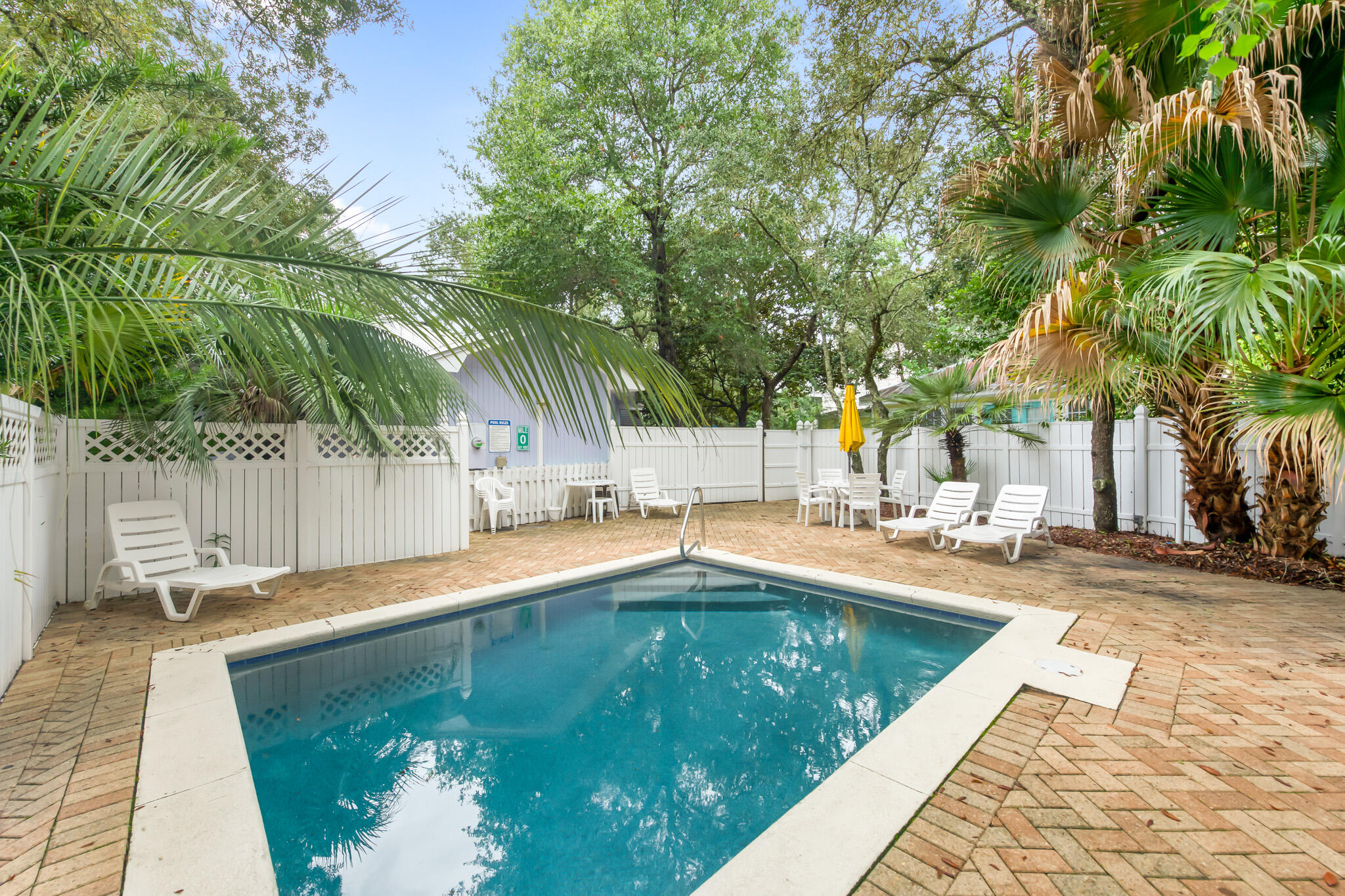 GRAYTON BEACH - Residential