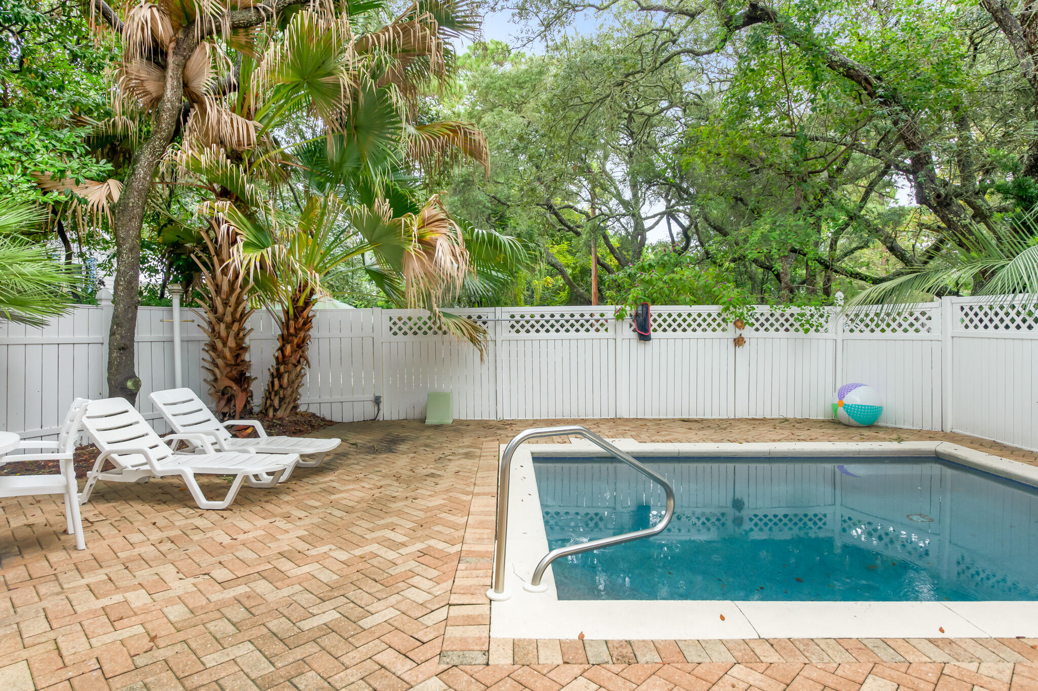 GRAYTON BEACH - Residential