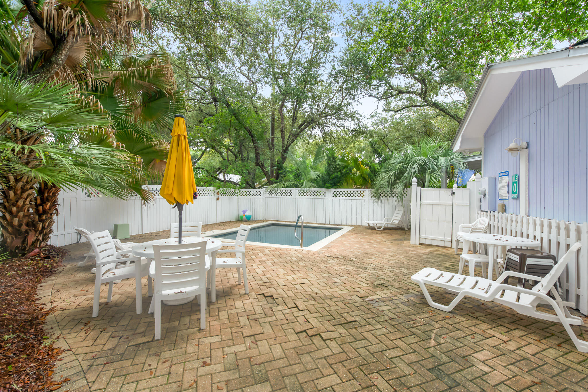 GRAYTON BEACH - Residential