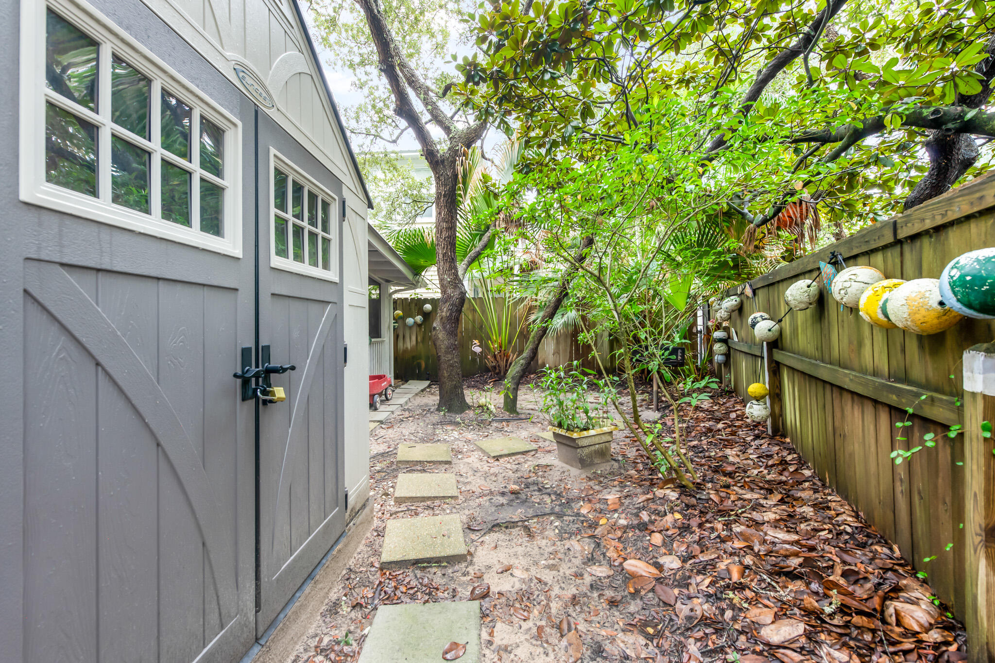 GRAYTON BEACH - Residential