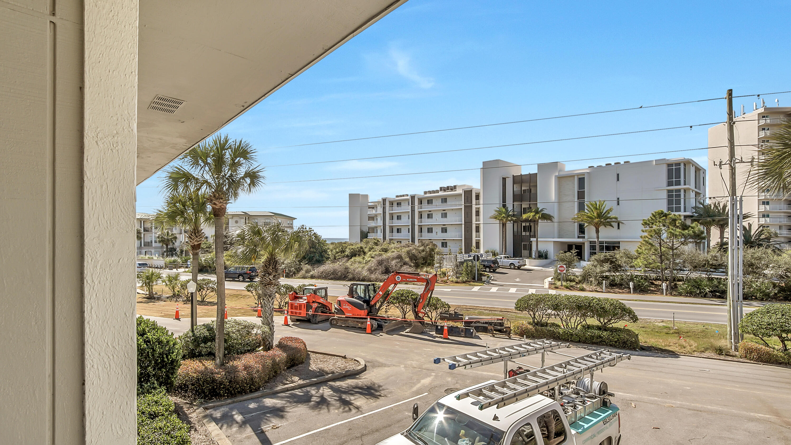 BEACHWOOD VILLAS CONDO - Residential