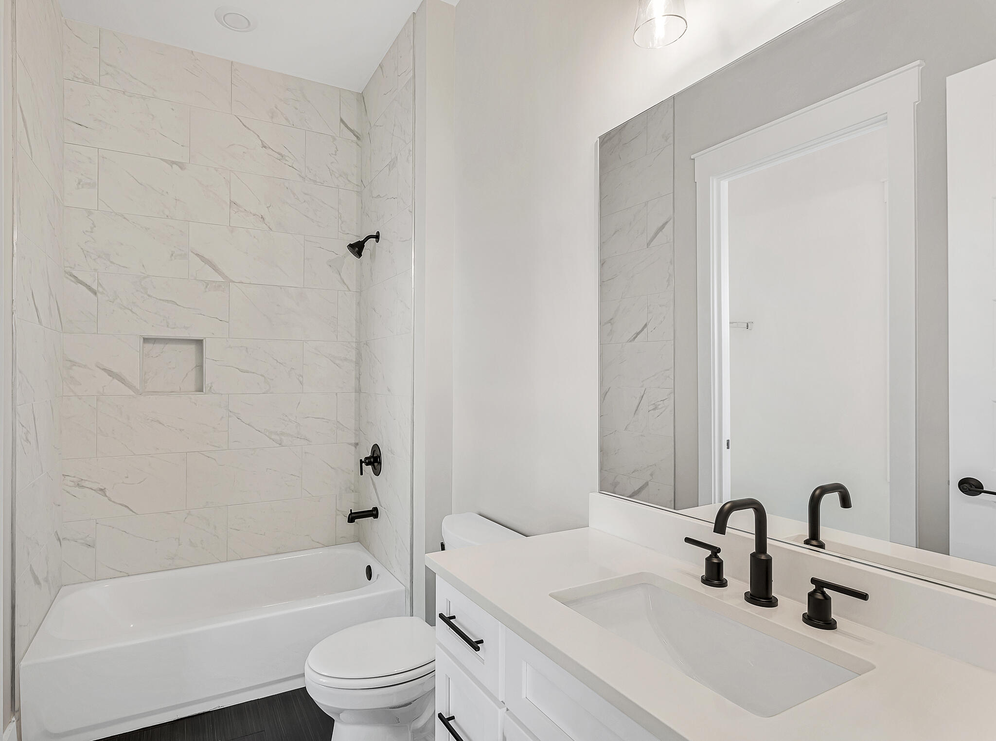 TWIN PALMS - Residential