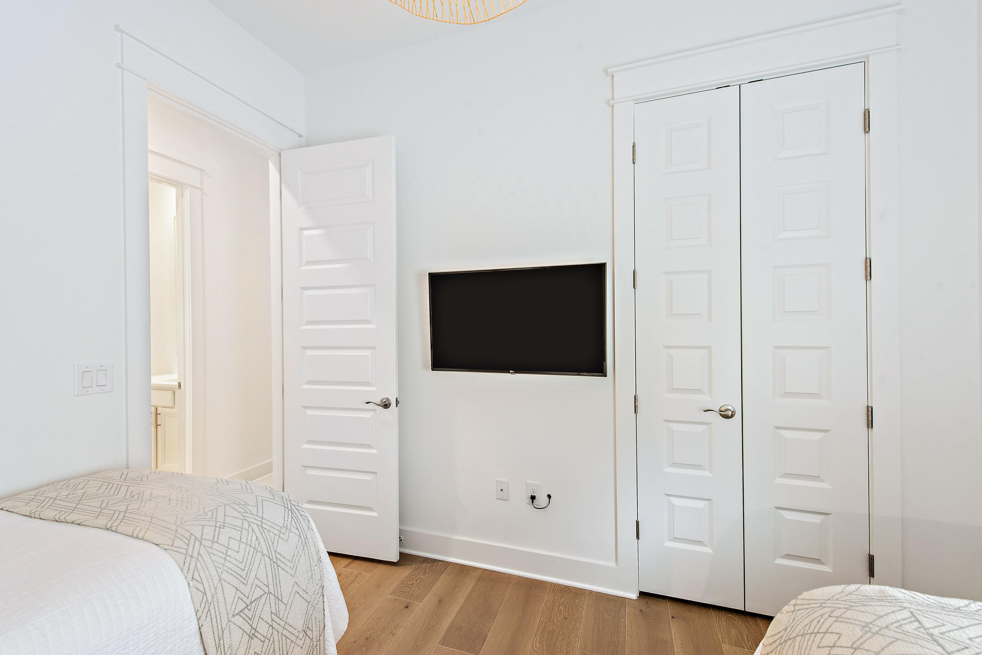 PROMINENCE - Residential