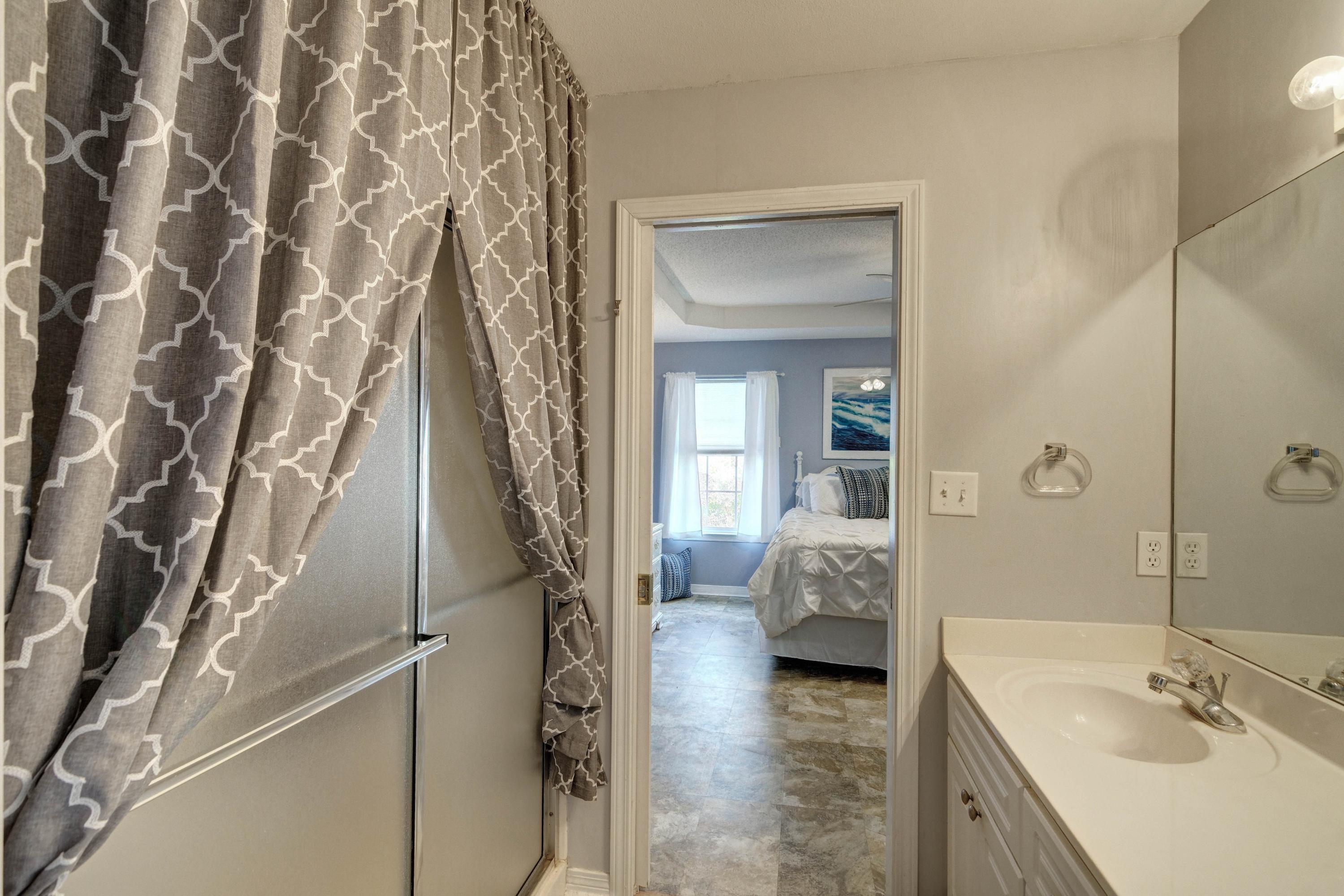 BAYSIDE - Residential