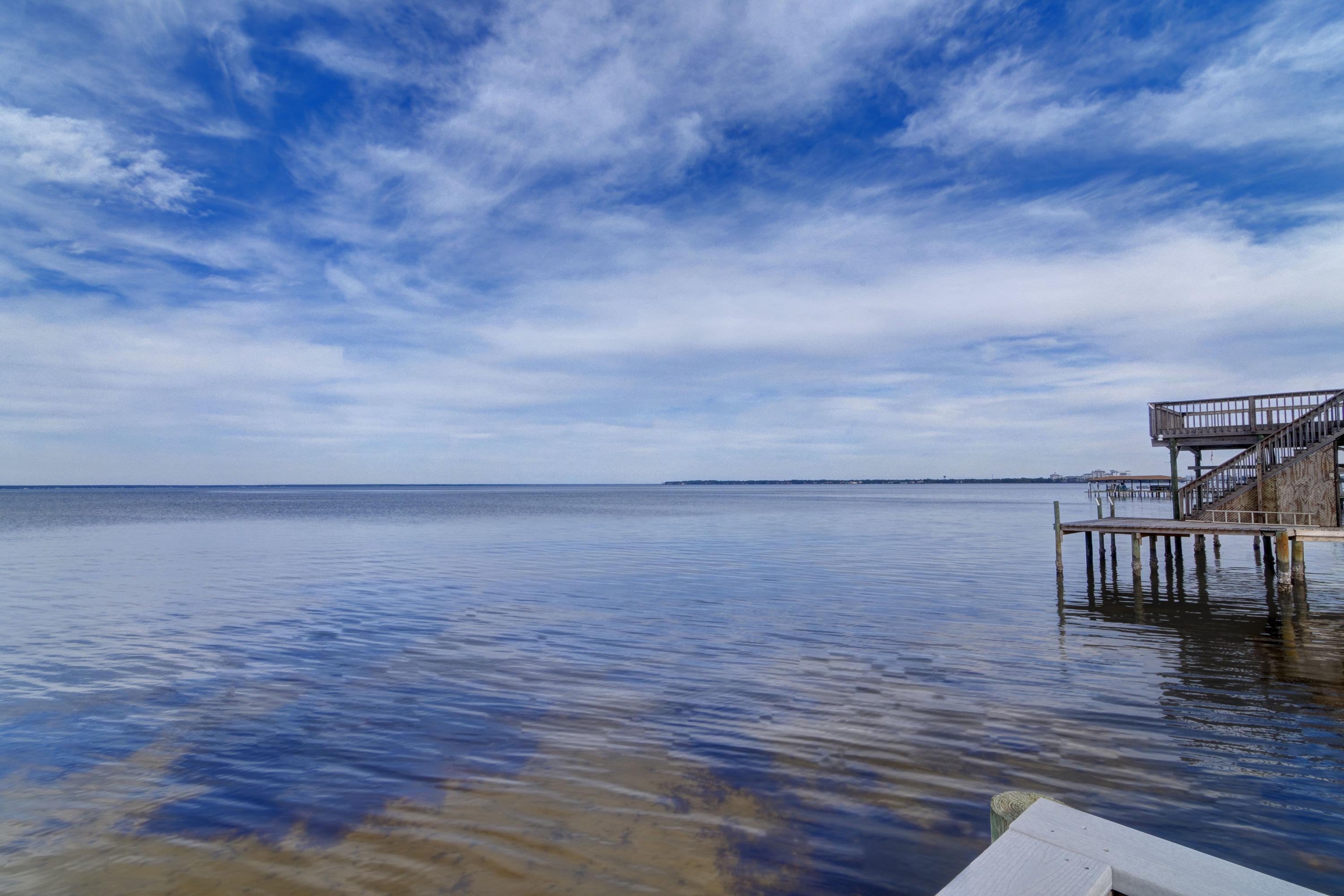 BAYSIDE - Residential