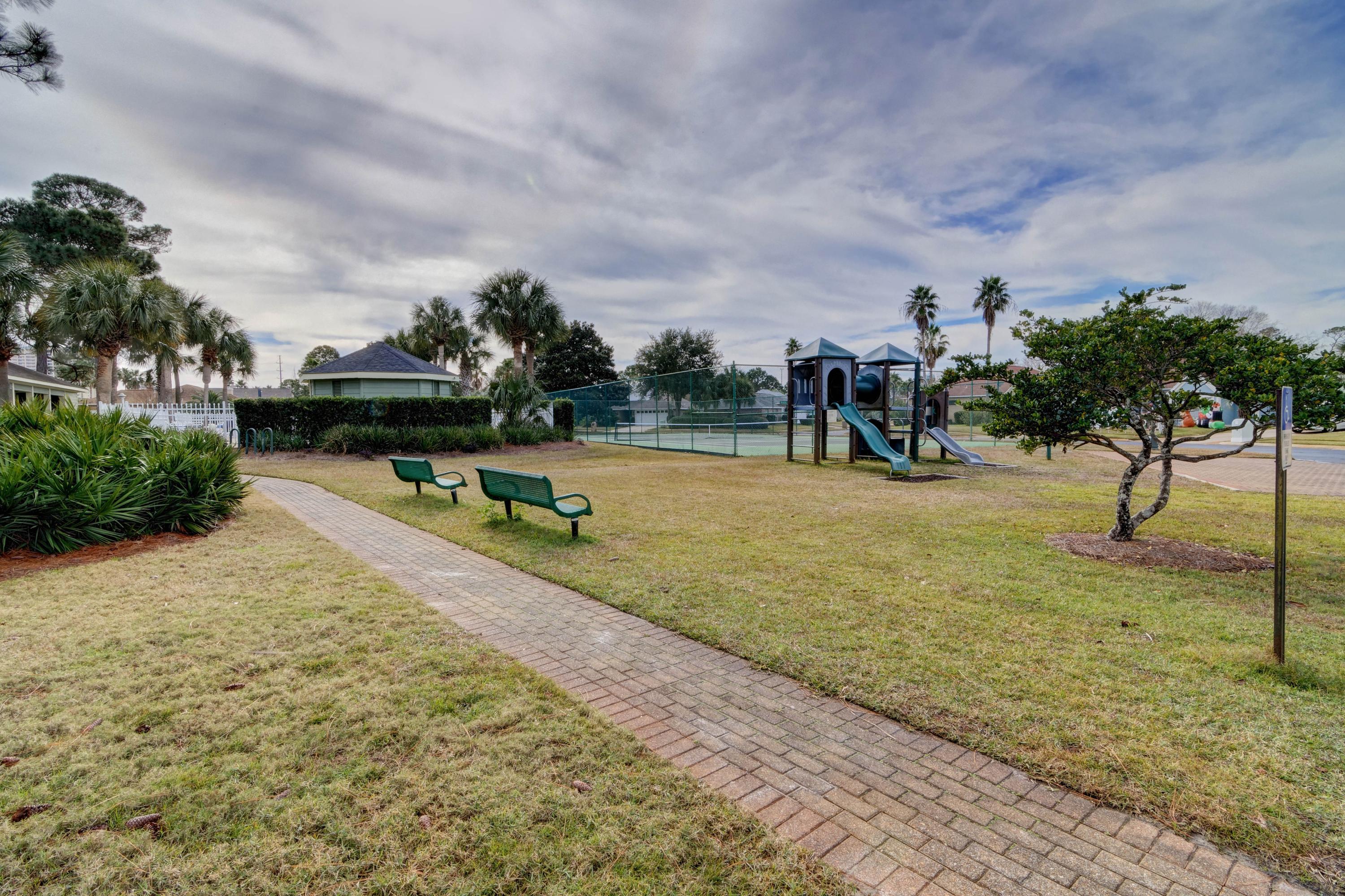 BAYSIDE - Residential