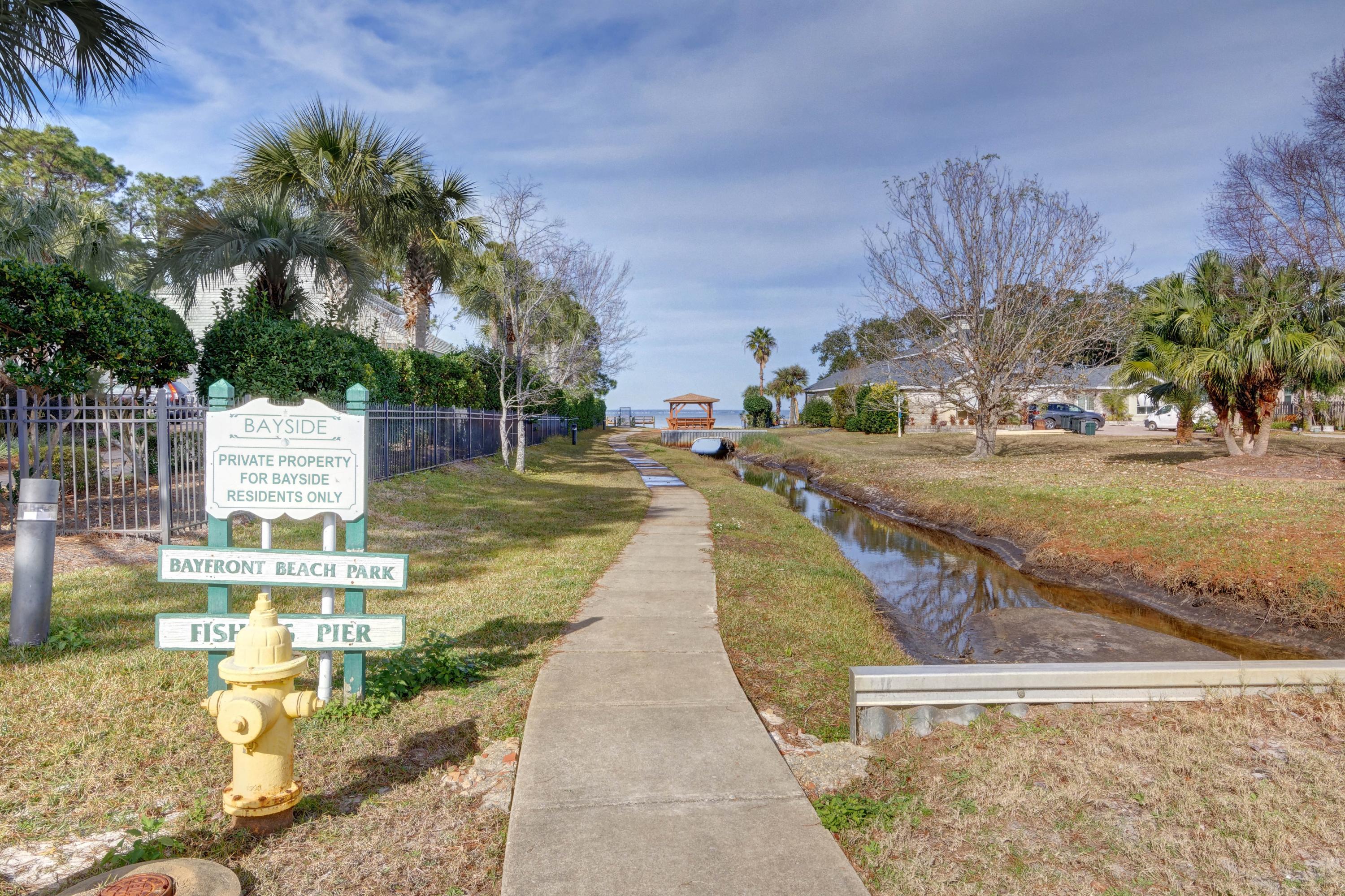 BAYSIDE - Residential
